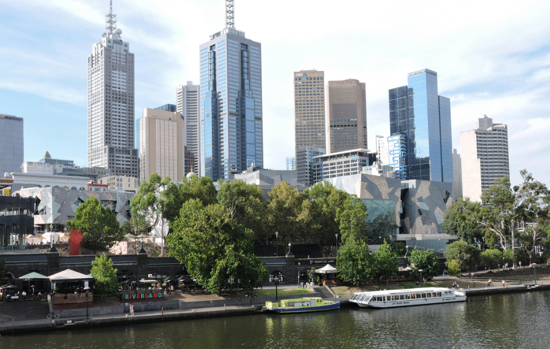 Where Foreign Investors Are Buying